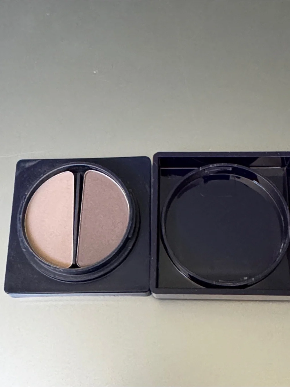 Estee Lauder Neutral Taupe & Beige Eyeshadow Duo